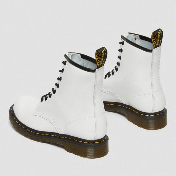 Dr. Martens 1460 Women's Patent Leather Lace Up Boots White Size 6 - Picture 2 of 15